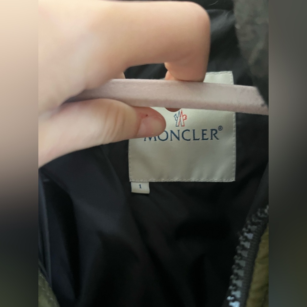 Moncler coat - Picture 2 of 11